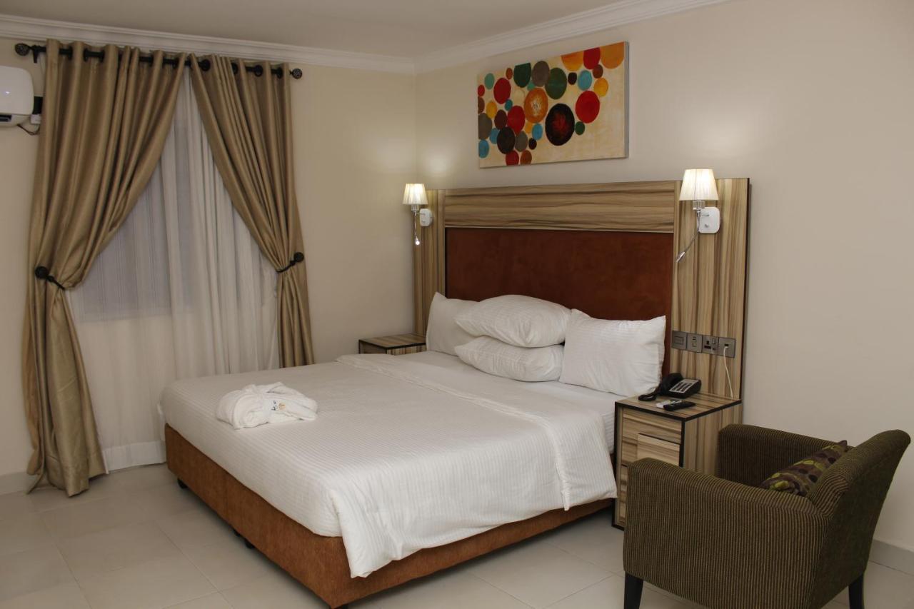 Class Suites Ikeja Kültér fotó